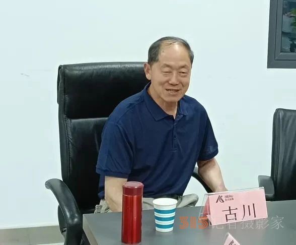 著名軍旅作家孔立文兩岸題材長(zhǎng)篇小說(shuō)《秋水長(zhǎng)天》分享研討會(huì)在京舉行
