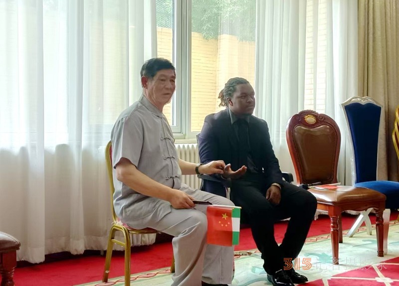 羅建國老中醫(yī)受邀出席國際中醫(yī)文化交流活動(dòng)?